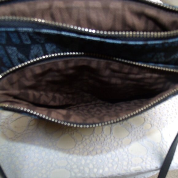 MKF Collection by Mia K Crossbody Vegan Faux Leather Bag Navy Blue - Picture 9 of 9